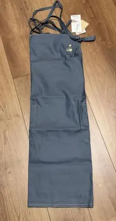 LISA LARSON 猫刺繍入り デニムエプロン 男女兼用のサムネイル