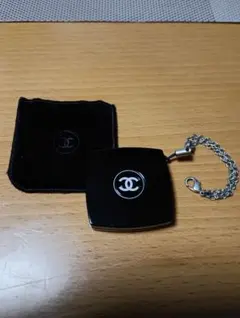 CHANEL シャネル コンパクトミラーチャーム ノベルティ おまけ有り