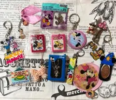 ディズニー★ミッキーミニー★レトロキーホルダー　ストラップセット　キーチャーム