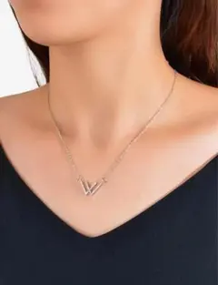 シルバー V字型モチーフ ネックレス 44+8cm