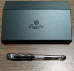 ピナイダー　ラグランデベレッツア　グリーン　万年筆　メルカリ内最安値 ピナイダー 万年筆 限定品 ラ・グランデ ベレッツァ アルコ グリーン