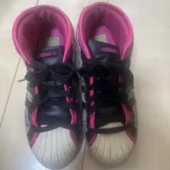 adidas スニーカー 23.5mm ブラック/ピンク