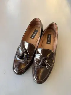 タッセル付きダークブラウンローファー