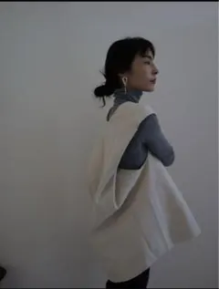 HAILEE ヘイリー　コクーン型ジレ　ベスト
