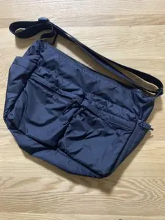 UNIQLO マルチポケットショルダーバッグ ブラック
