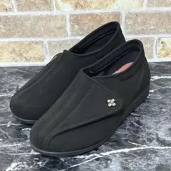 Item thumbnail for item 9b853d54-0ef6-4ad4-aa4c-5ccef5fce62c