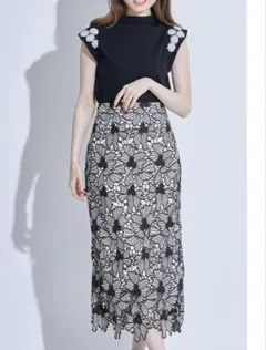 【美品】tocco closet 配色フラワーレースタイトスカート Lサイズ