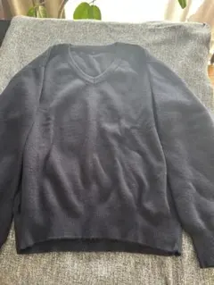 ネイビー Vネック セーター