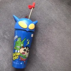 新品　クレヨンしんちゃん　タンブラー　アクション仮面　水筒　600ml 真空断熱