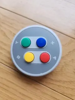 任天堂 コントローラー型 キーホルダー