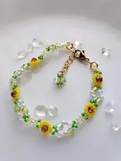 ひまわりと小花のビーズブレスレット（イエロー）【839】黄