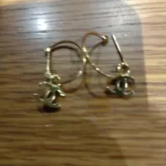 CHANELのピアス