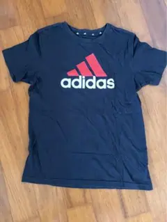 adidasTシャツ