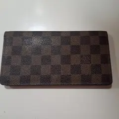 ルイヴィトン二つ折り財布 使用回数５回！