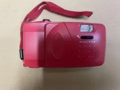 フィルムカメラ　レトロ　赤のサムネイル