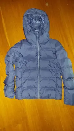 UNIQLO ネイビー シームレスダウンジャケット