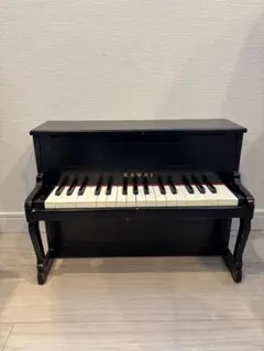 アップライトピアノ 鍵盤楽器