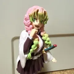 鬼滅の刃　“恋柱” 甘露寺蜜璃　フィギュア