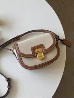 【新品未使用】フラップ付きショルダーバッグ ベージュブラウン