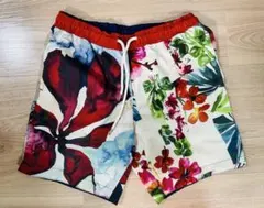 Desigual メンズ 水着 水陸　ショートパンツ　 花柄 Sサイズのサムネイル