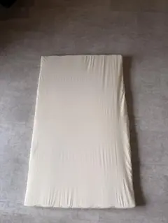 西川　ベビーベッド　洗えるマットレス　70 x 120