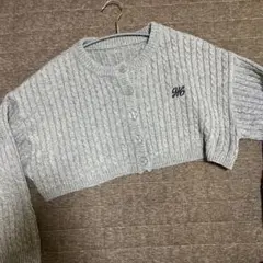 グレー クロップドセーター