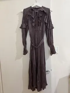 【リリーブラウンlilybrown】ベルテッドワッシャーフリルワンピース