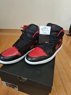 AIR JORDAN1　ミッド　ブレッド