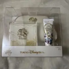 ディズニーシー ファンタジースプリングス ポーチ ミラー セット 新品未使用