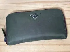 P0214-07　プラダ　ラウンドジップ長財布