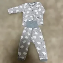 シロクマ柄♡前開きボタン 腹巻付きフリースパジャマ♡90cm