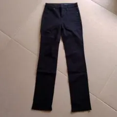 UNIQLO ブラック ストレートデニム　23（58.5）