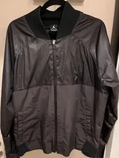 Jordan ブラック ナイロンジャケット
