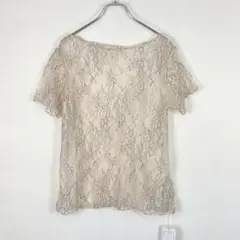 【新品タグ付き】 VANNIE U ハーフスリーブ配色フラワーシアーブラウスのサムネイル