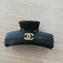 香奈兒 黑色 髮夾