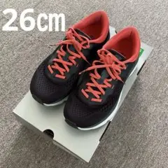 ランニングシューズ 26