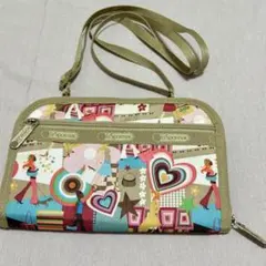 LeSportsac カラフルポーチ
