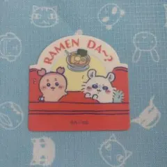 【ちいかわ】ステッカー モモンガ＆古本屋【ダイカットステッカーグミ4】