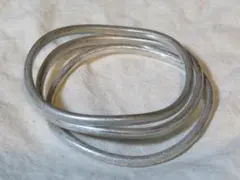 3連　バングル