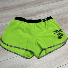 Under Armour USMCロゴ 蛍光グリーンショートパンツ