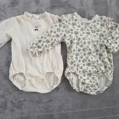 チェリー刺繍ロンパース クリーム色