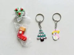 【未開封品含】クリスマスキーホルダー リース 靴下 ツリー 雪だるま 4点セットのサムネイル
