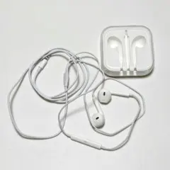Apple 純正 有線イヤホン イヤホンジャックのサムネイル