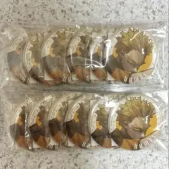 ホークス　缶バッジ　12個　僕のヒーローアカデミア　ヒロアカ　ジャンプgiga