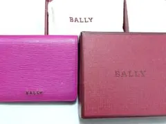 BALLY ピンク 二つ折り財布のサムネイル