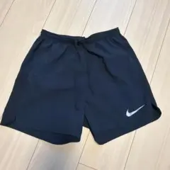 nike ショートパンツ