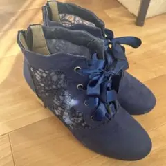 Item thumbnail for item 7788fc3c-000d-4949-9975-9801c3ec9535