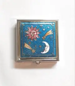 七宝焼　小物入れ　ピルケース 太陽 月 星