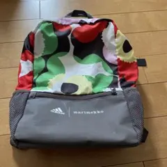 adidas marimekko キッズ リュックのサムネイル