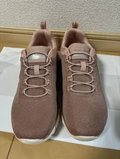 SKECHERS GO WALK ピンク スニーカー　未使用品